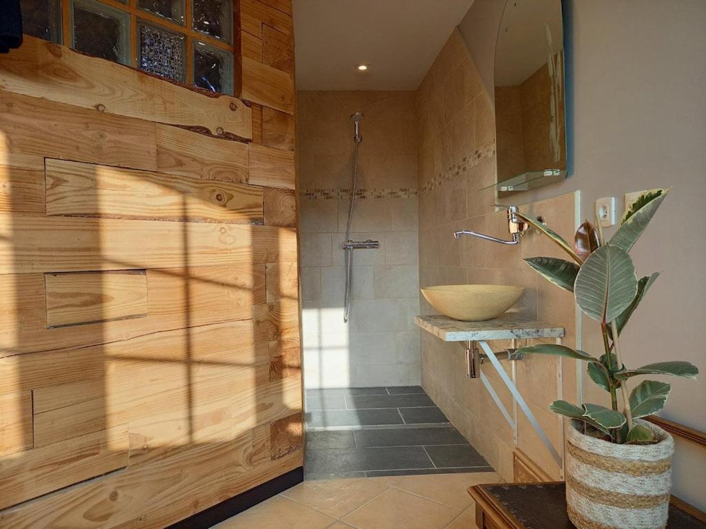 Chambres D'Hotes De Charme Entre Bayeux Et Les Plages Du Debarquement Sommervieu ภายนอก รูปภาพ